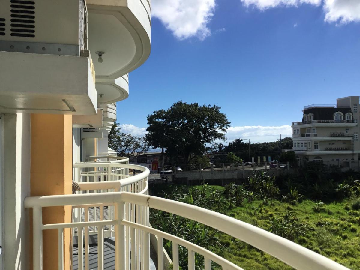 Condo With Free Swimming Pool & Viewing Deck Tagaytay City Bagian luar foto