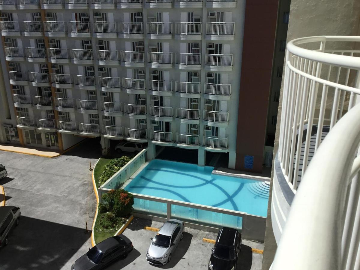 Condo With Free Swimming Pool & Viewing Deck Tagaytay City Bagian luar foto